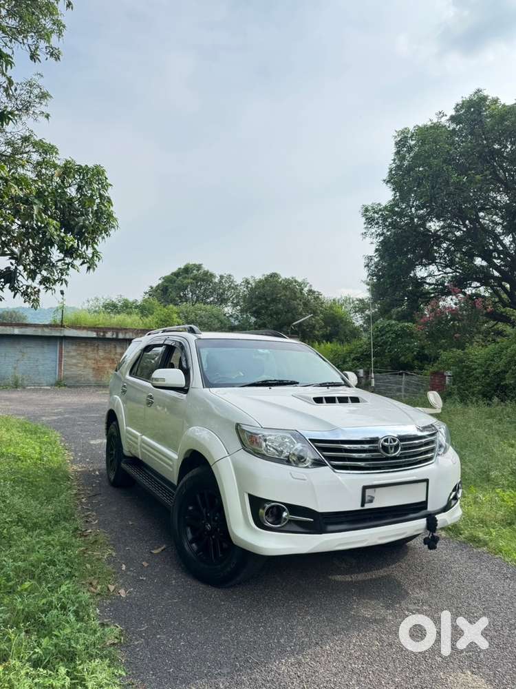 Toyota Fortuner Diesel 2012