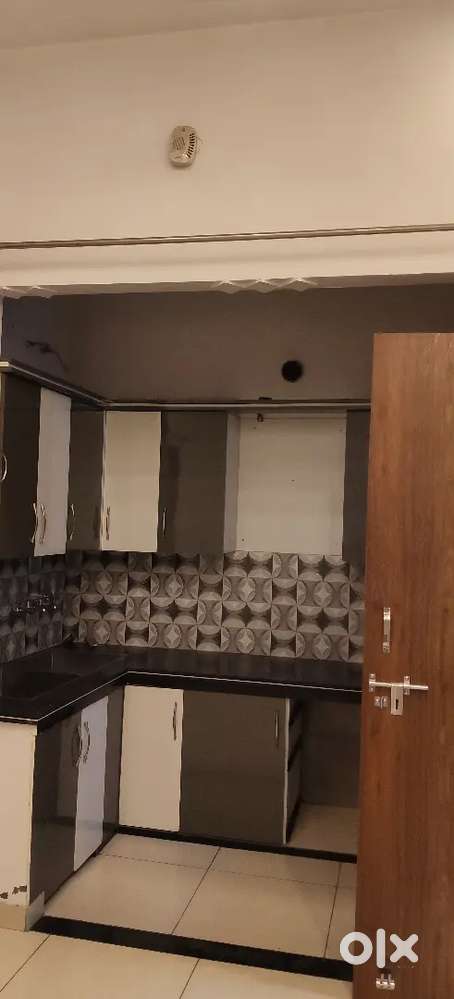 One ground floor for rent