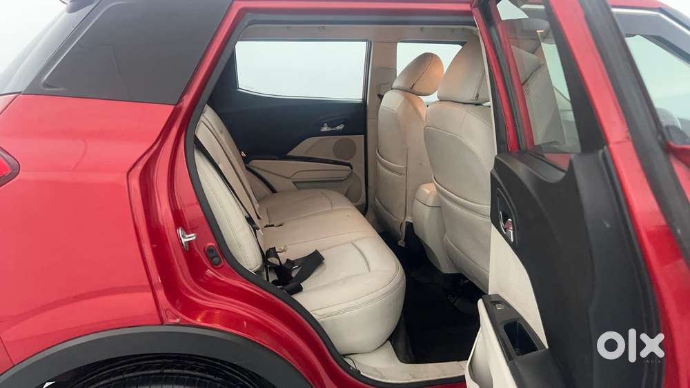 Mahindra Xuv300 W8 Diesel, 2020, Diesel
