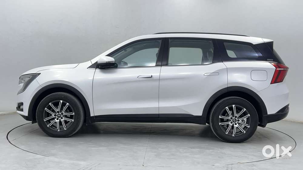 Mahindra Xuv700 2.0 Ax 7 Petrol At Luxury Pack Str, 2021, Petrol