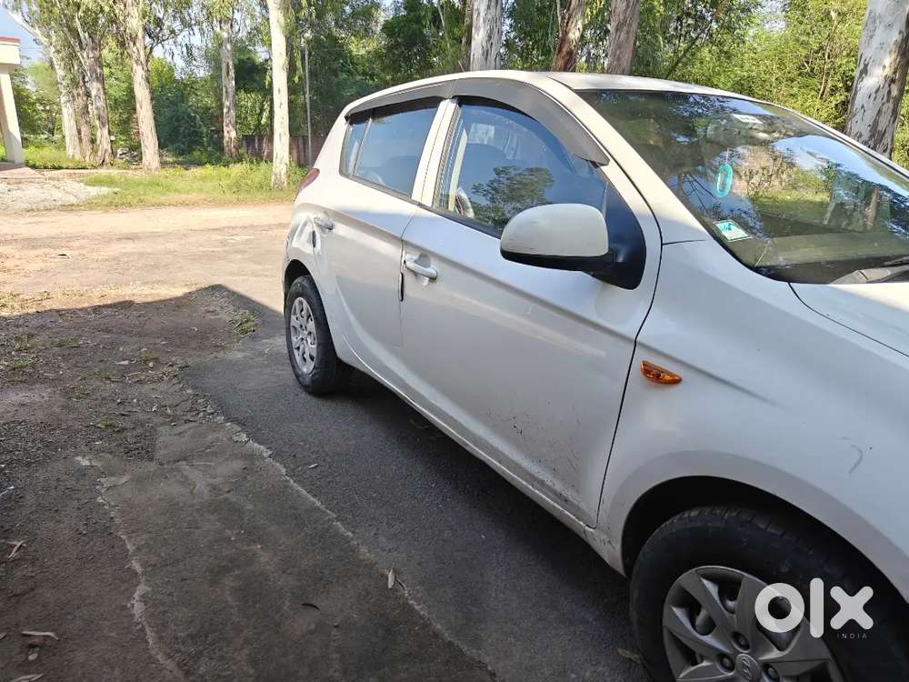 Hyundai I20 Crdi Magna 2011 Model, Registration/passing Done Upto 2031