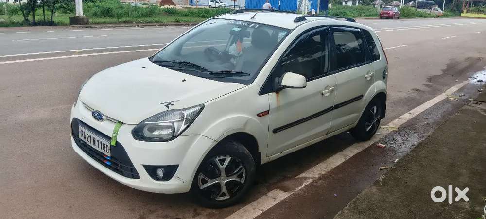 Ford Figo Petrol Lxi 2011