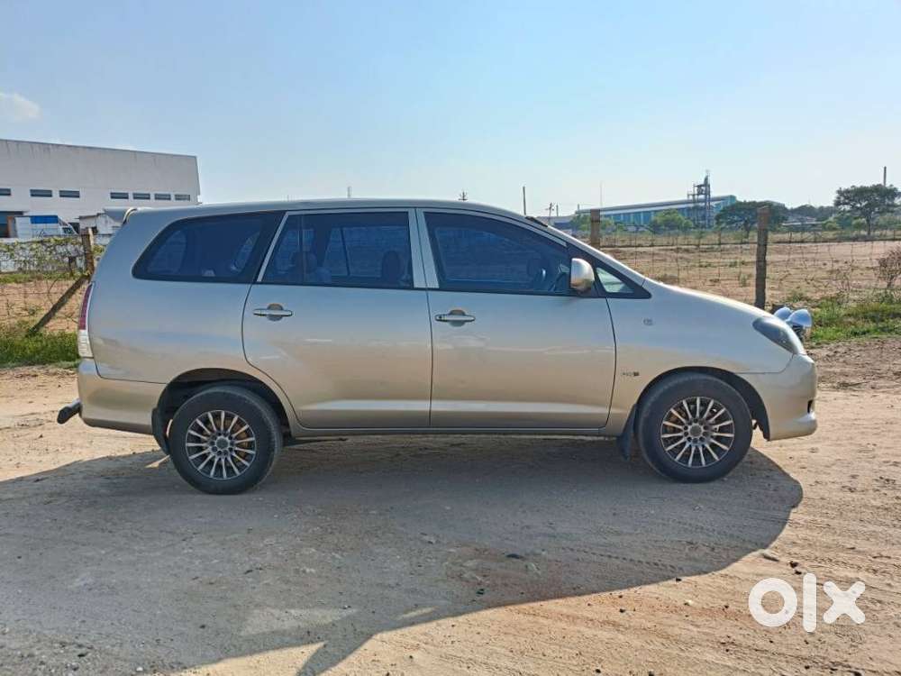 Toyota Innova, 2009
