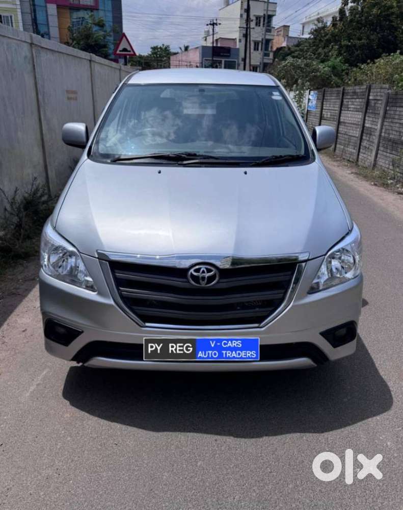 Toyota Innova 2.5 Gx 8 Seater Limited Edition, 2014, Diesel