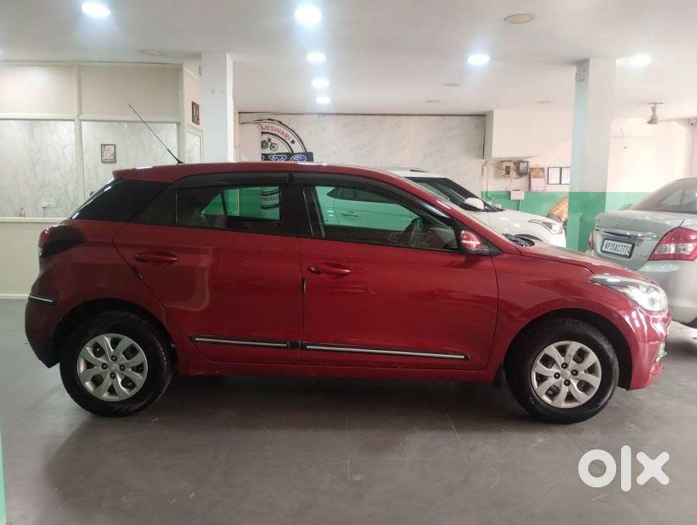 Hyundai I20 Sportz 1.2 Vtvt, 2018, Petrol