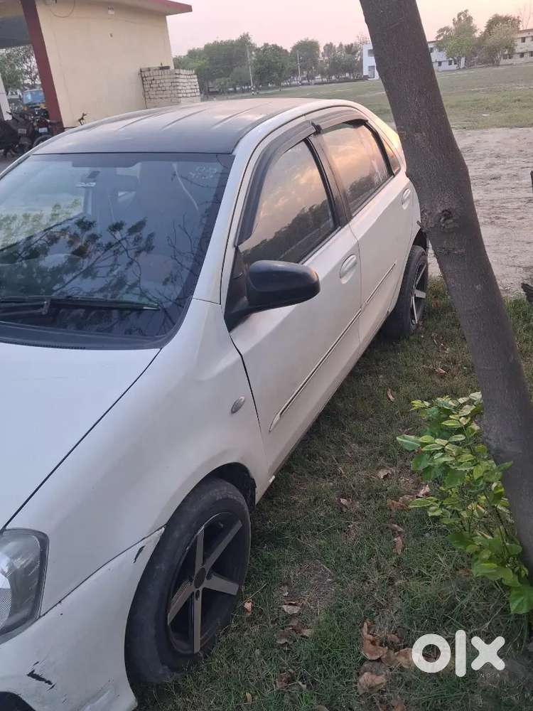 Toyota Etios 2012