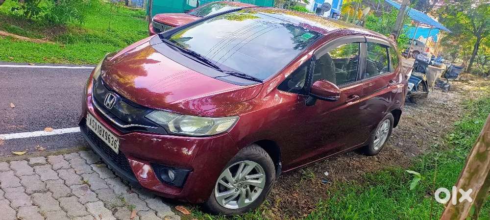 Honda Jazz In Mint Condition With Brand New Tyre And Battery