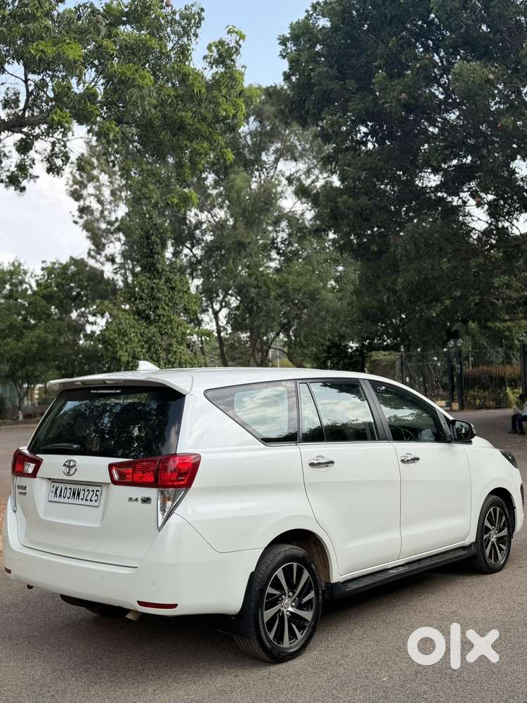 Toyota Innova Crysta [2020-ongoing] 2.4 Zx At 7 Str, 2022, Diesel