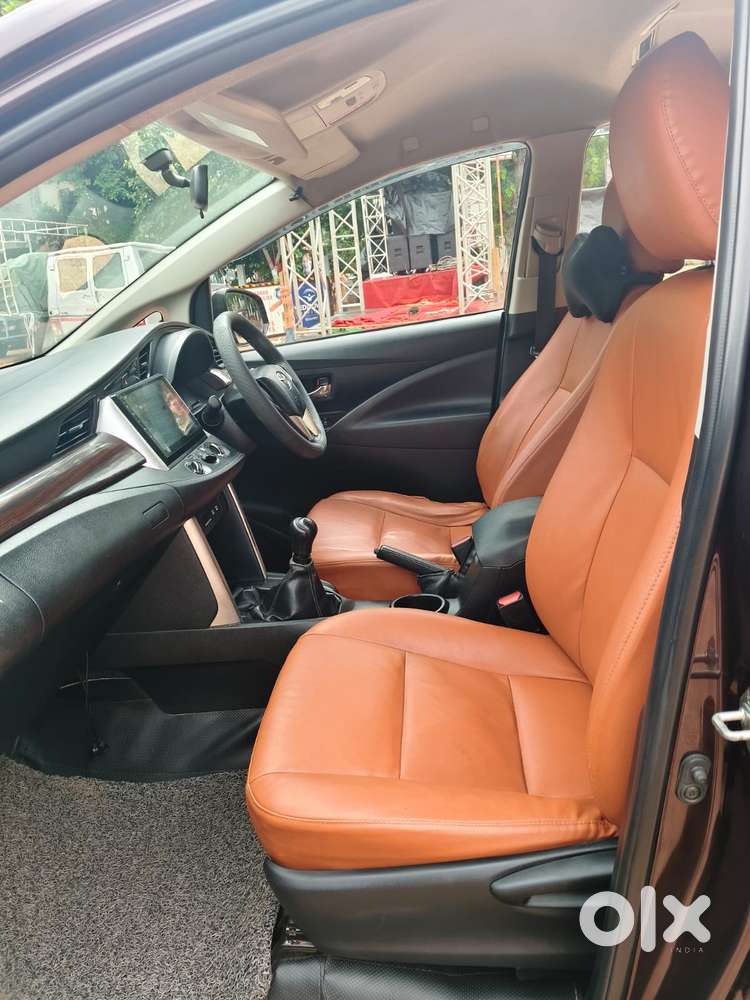 Toyota Innova Crysta 2.4 G Mt 8s, 2016, Diesel