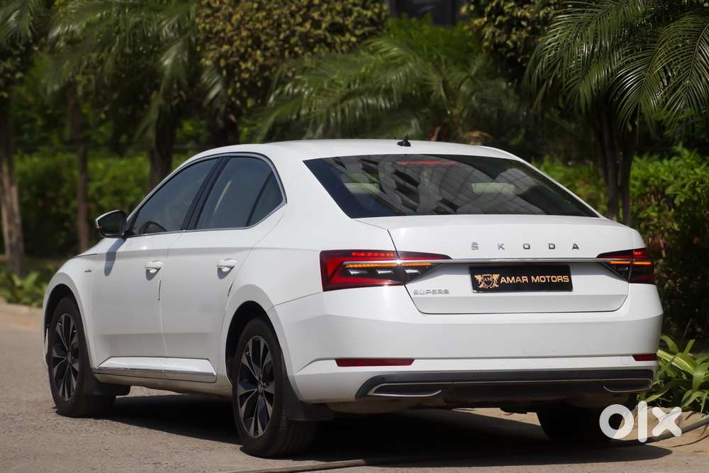 Skoda Superb L&k 2.0 Tdi At, 2021, Petrol