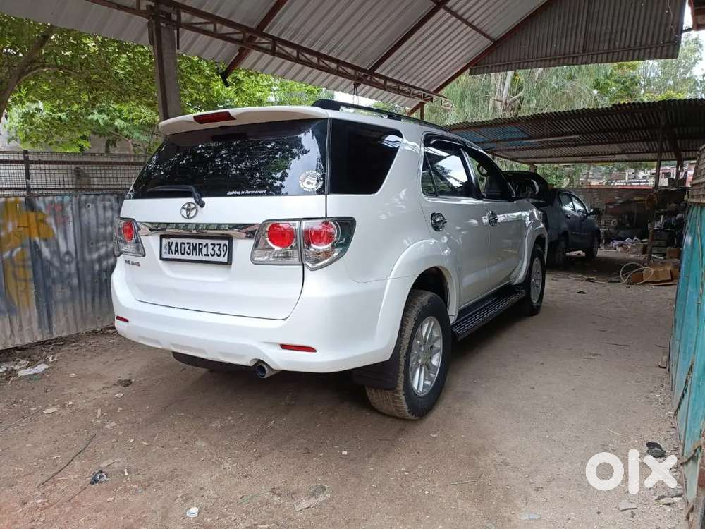 Toyota Fortuner 3.0 Diesel Manual 2012