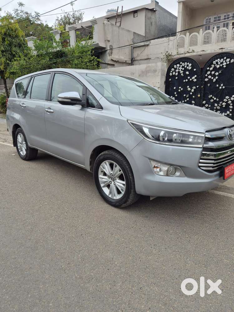 Toyota Innova Crysta 2.7 Zx At, 2016, Diesel