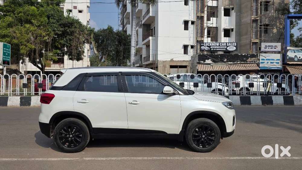 Maruti Suzuki Brezza 1.5 Zxi Smart Hybrid, 2020, Petrol