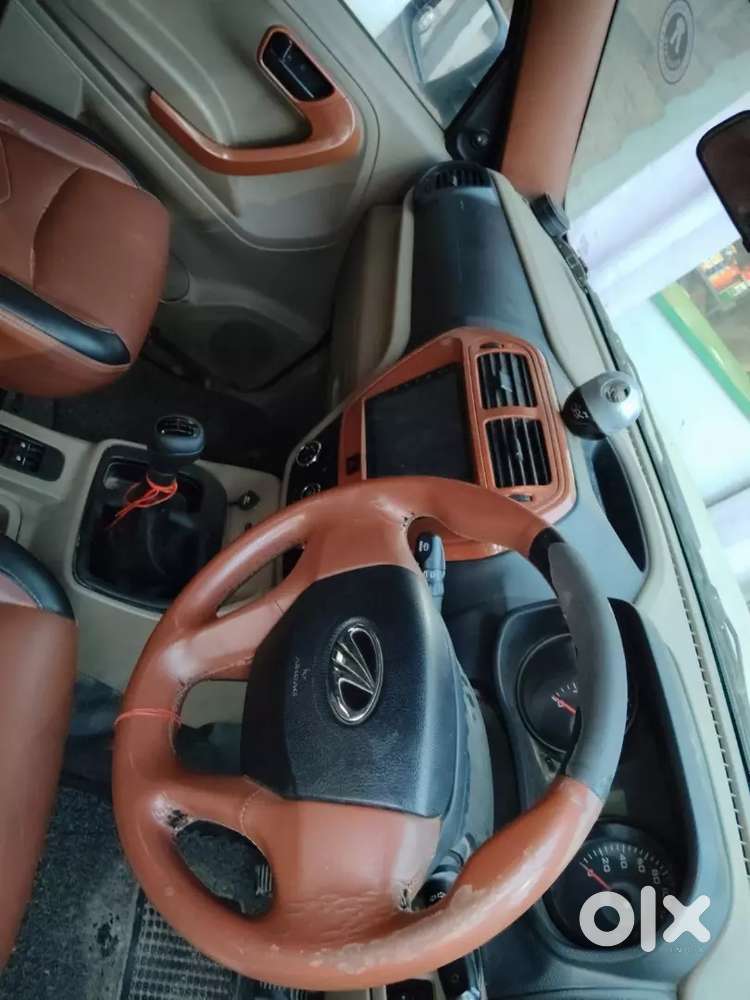Mahindra Tuv 300 1.5 2018