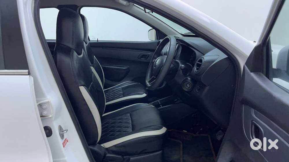 Renault Kwid 1.0 Rxt Amt, 2023, Petrol