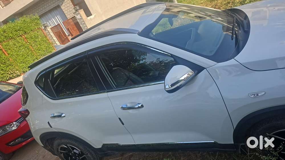 Kia Sonet 1.2 Htk Petrol Manual 2025