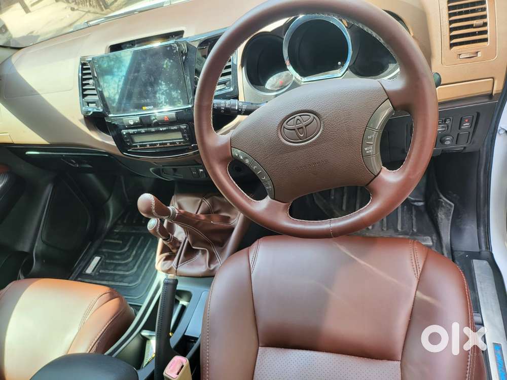 Toyota Fortuner 3.0 4x4 Manual, 2011, Diesel