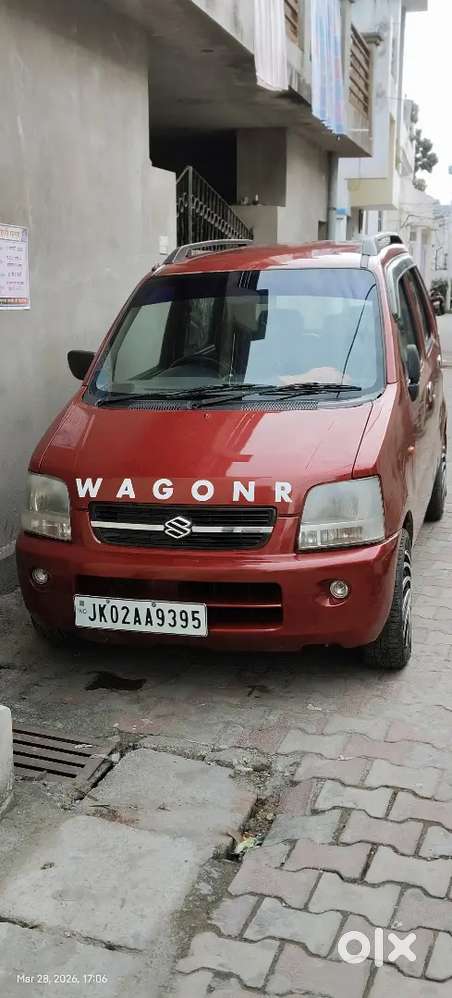 Mint Condition. Life Upto 2031 And Insurance Upto 2027.