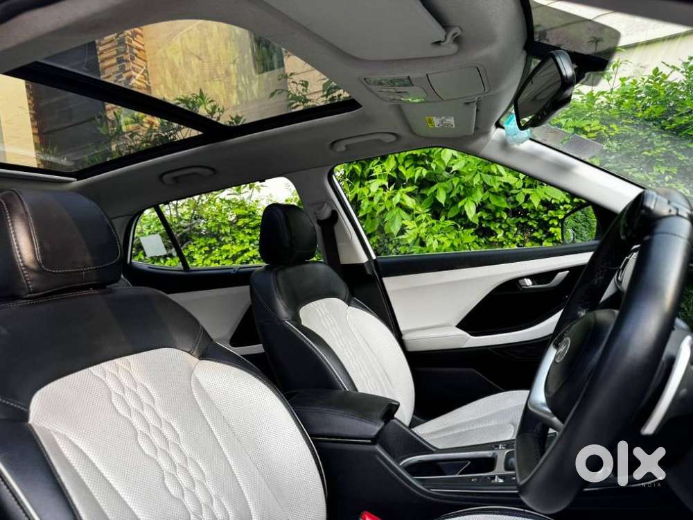 Hyundai Creta Sx (o) 1.5 Petrol Cvt Knight, 2021, Petrol