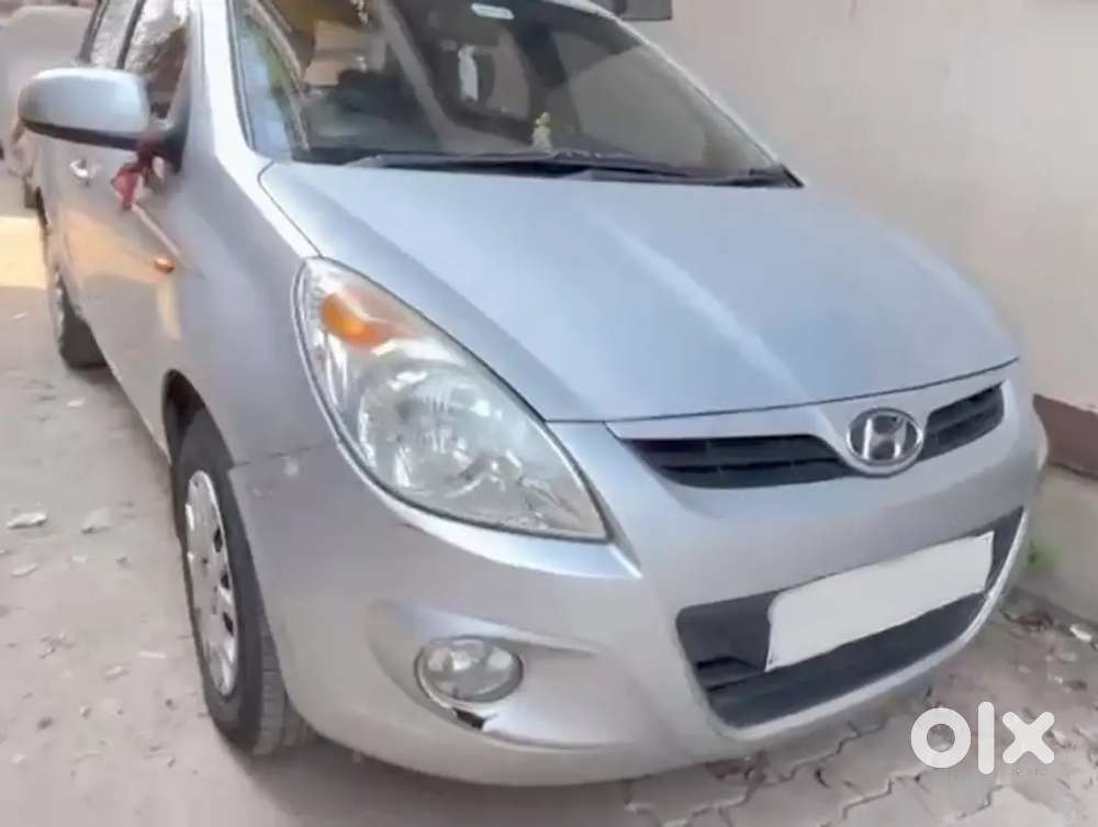 Hyundai I20 2010 Petrol 75000 Km Driven