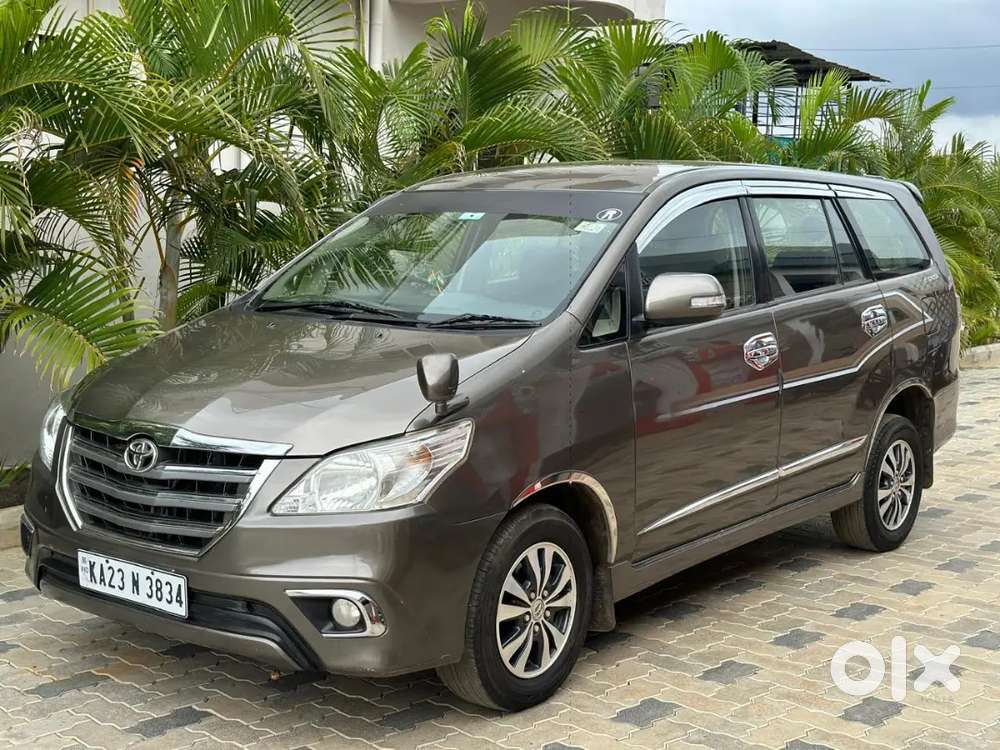 Toyota Innova 2.5 Vx 2015