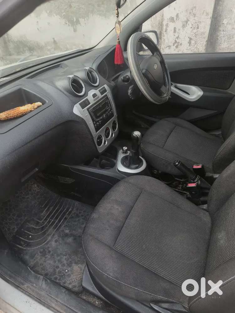 Ford Figo Diesel Zxi 2014 Car