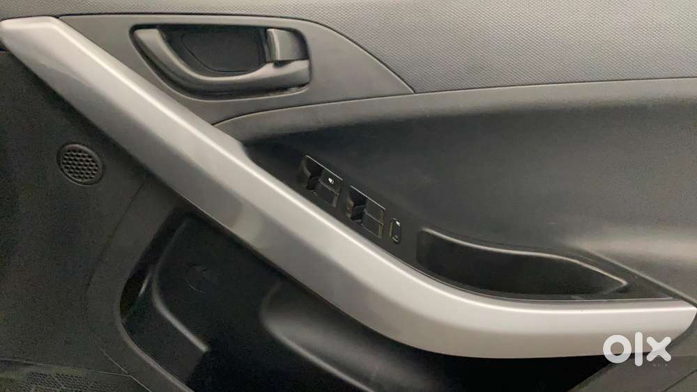 Tata Nexon 1.2 Revotron Xm (s), 2022, Diesel