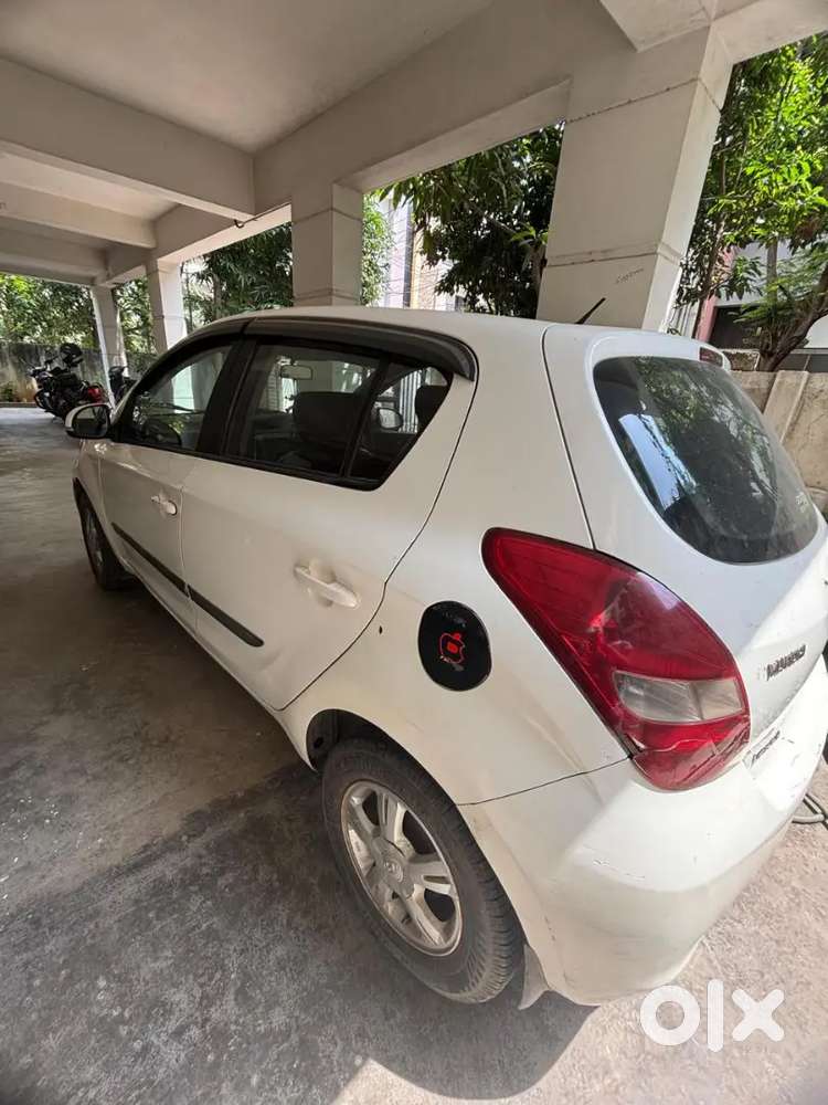 Hyundai I20 Active 2011 Diesel 120000 Km Driven