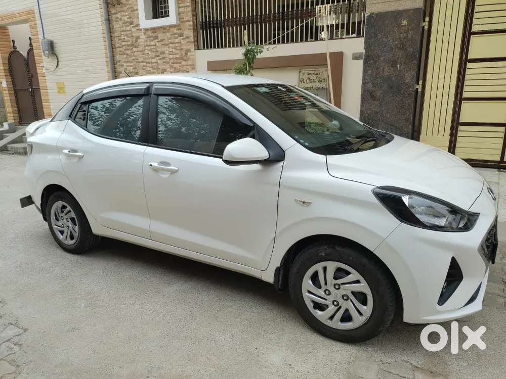 Hyundai Aura Cng