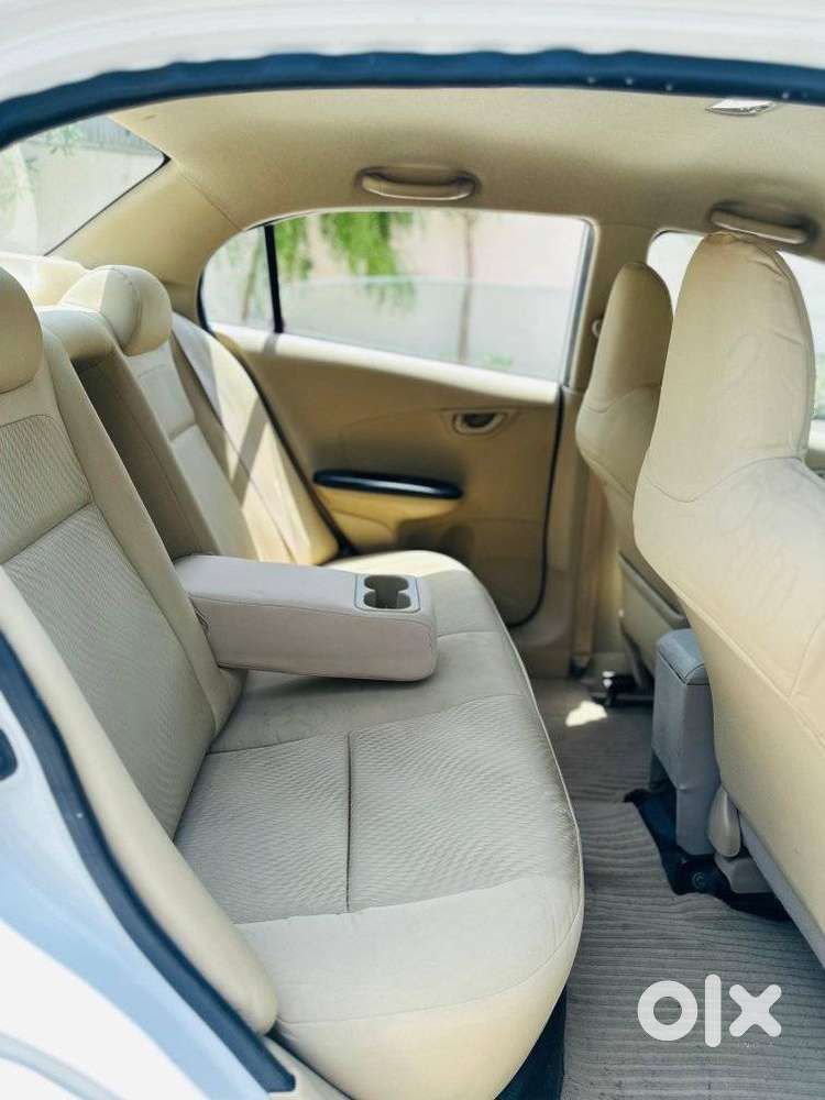 Honda Amaze 2013-2016 S At I-vtech, 2015, Petrol