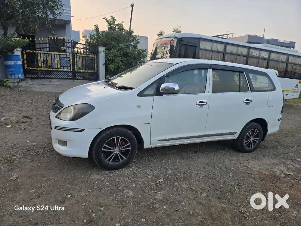 Toyota Innova 2008 Diesel Well Maintained