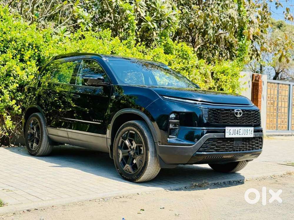 Tata Safari Adventure Plus Dark Edition, 2024, Diesel