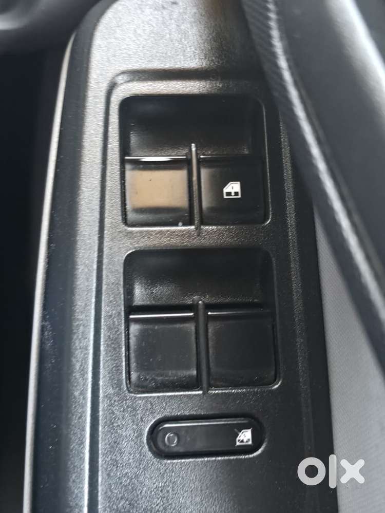 Tata Tiago 1.05 Revotorq Xt, 2022, Petrol