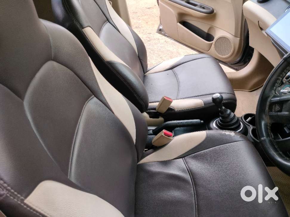 Honda Brio V Mt, 2012, Petrol