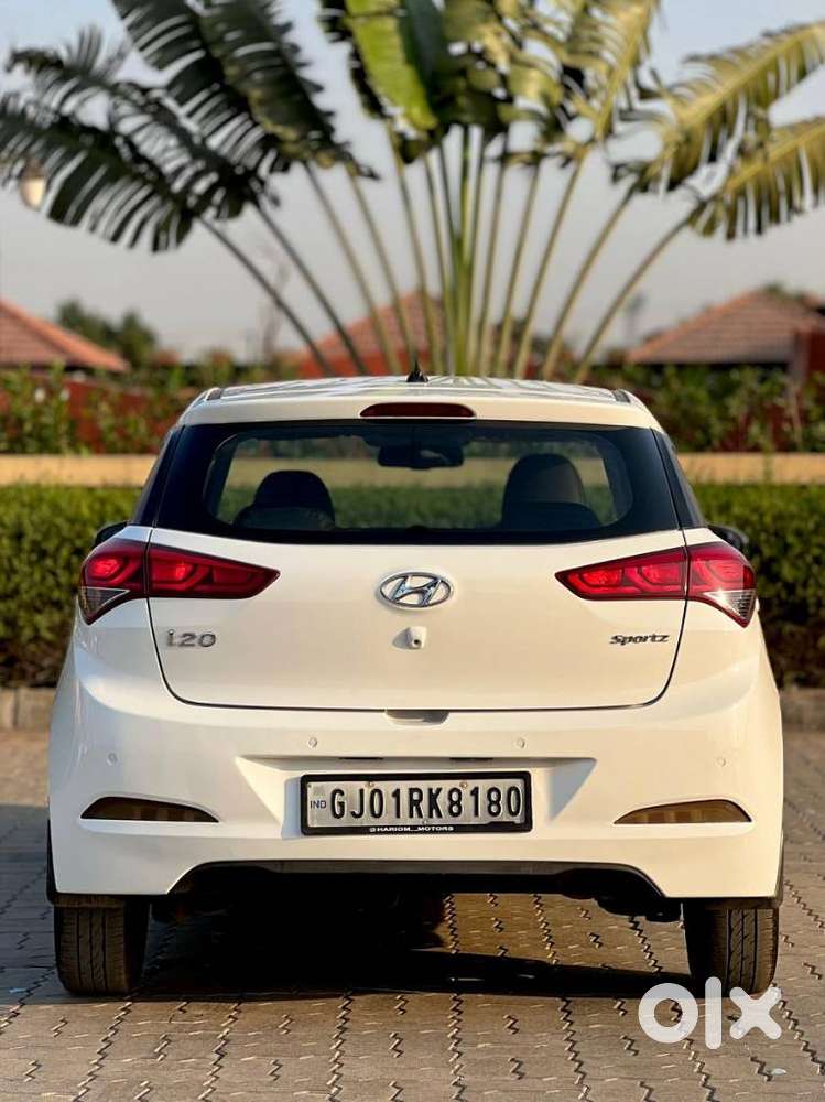 Hyundai Elite I20 Sportz (o) 1.2, 2015, Petrol