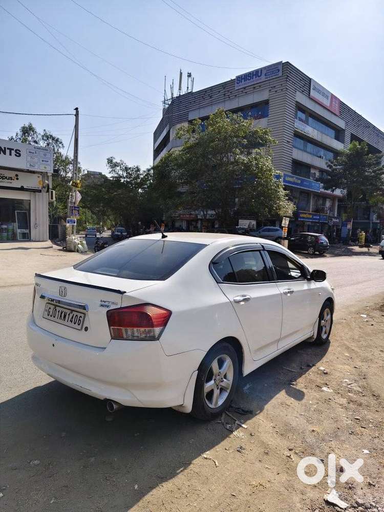 Honda City V At, 2011, Cng & Hybrids