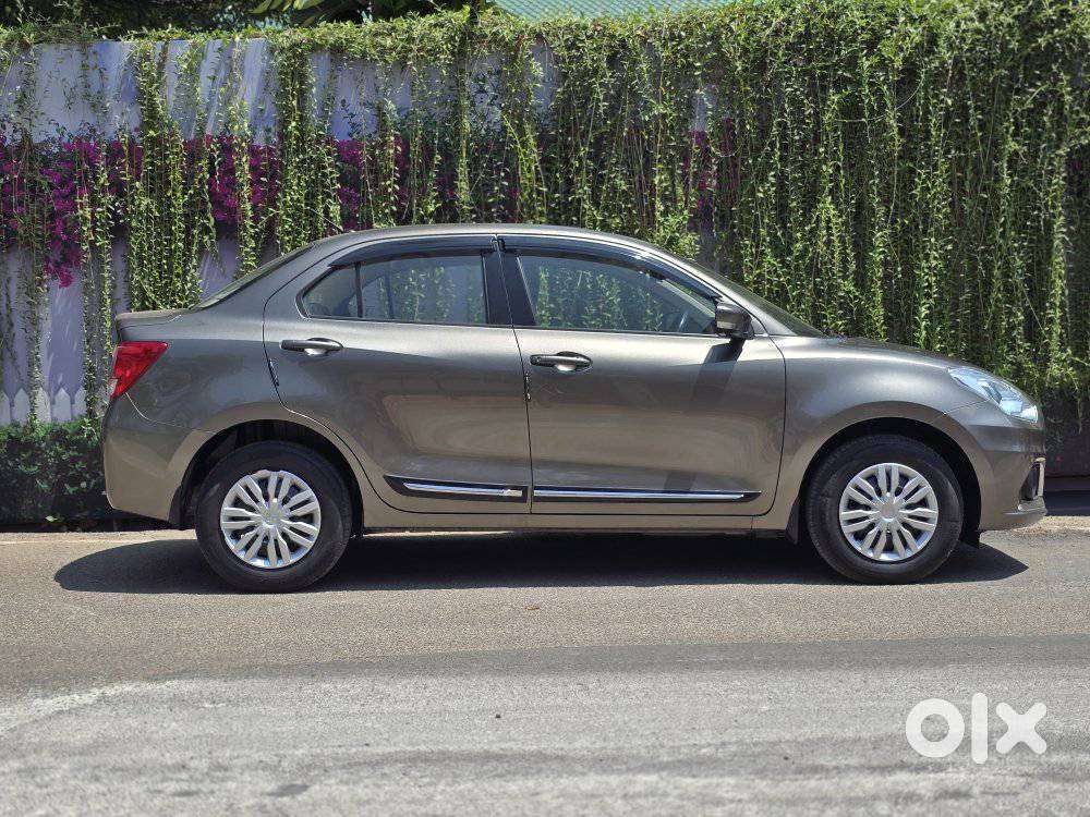 Maruti Suzuki Dzire 1.2 Vxi, 2021, Petrol