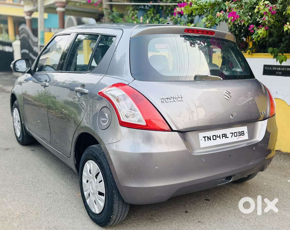 Maruti Suzuki Swift 2011-2014 Vxi, 2013, Petrol