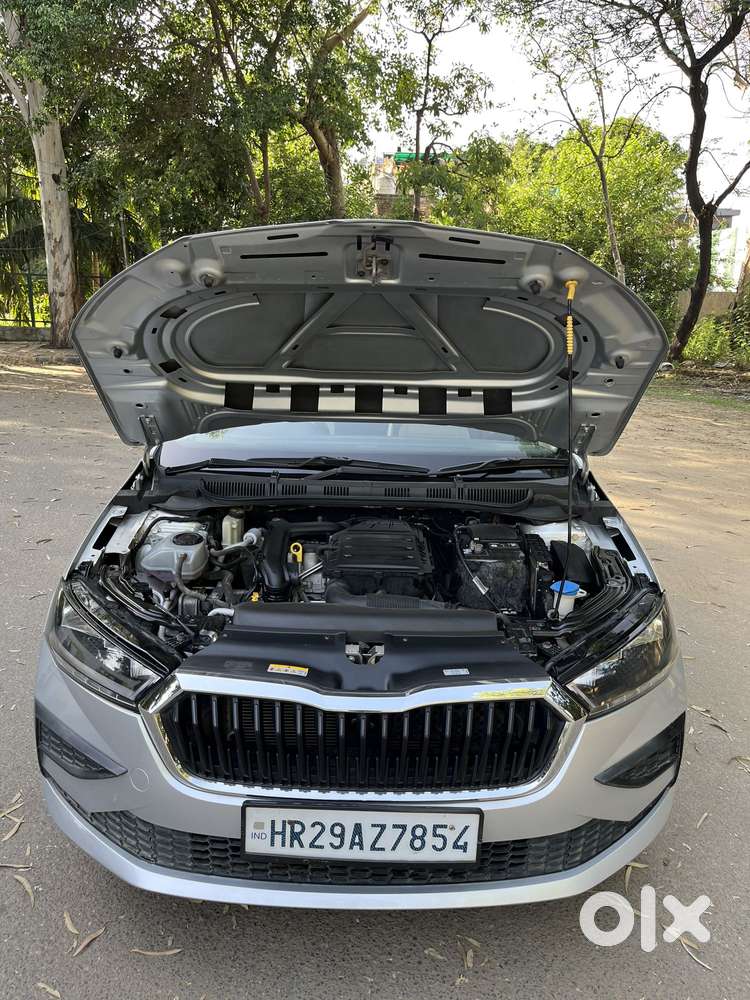 Skoda Slavia 1.0 Active Tsi, 2022, Petrol