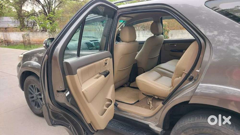 Toyota Fortuner 3.0 4x2 Automatic, 2012, Diesel
