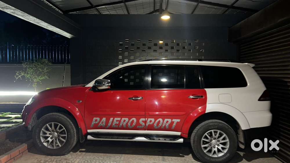 Mitsubishi Pajero Sport 2015