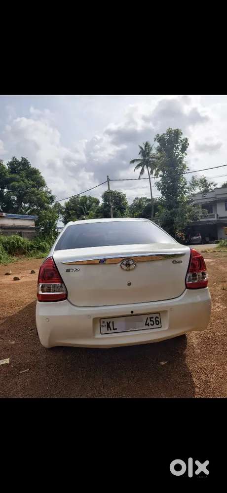 Toyota Etios 2013 Diesel 106000 Km Driven