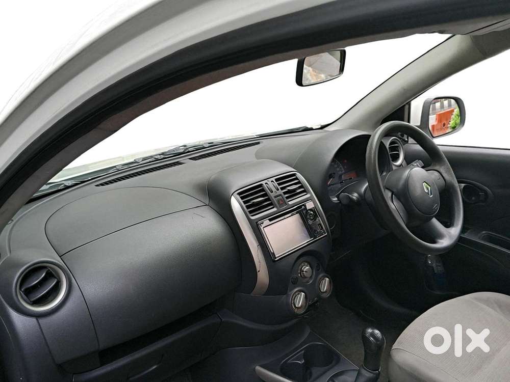 Renault Scala Rxe Petrol, 2013, Petrol