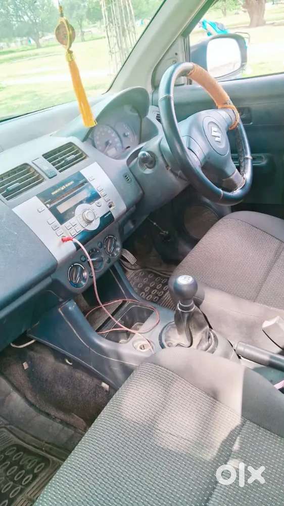 Maruti Suzuki Swift 2012 Diesel Amt