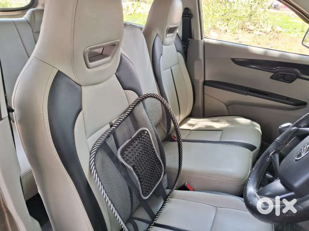 Mahindra Kuv K4 100 2019
