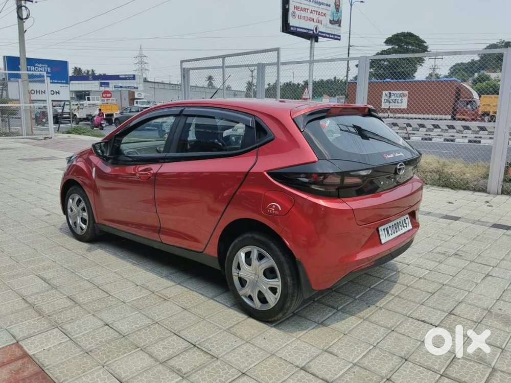Tata Altroz 1.2 Xm Plus, 2021, Petrol
