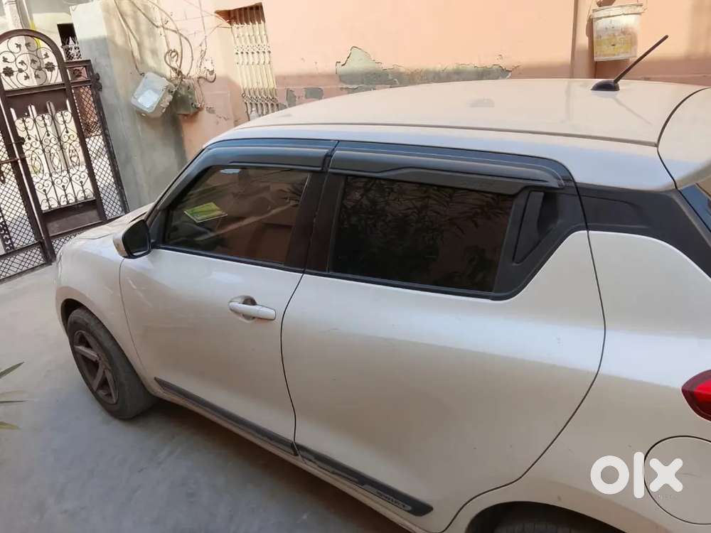 Maruti Suzuki Swift 2022 Cng & Hybrids 45000 Km Driven