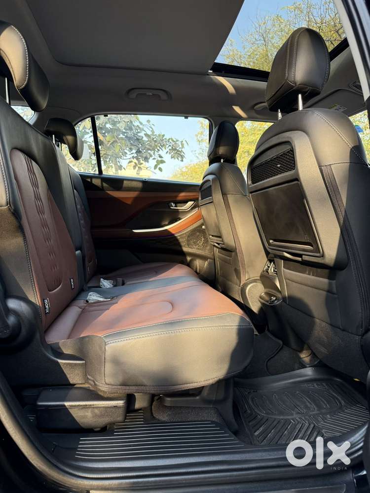 Hyundai Alcazar 2.0 Platinum (o) Petrol At 7 Str, 2022, Petrol