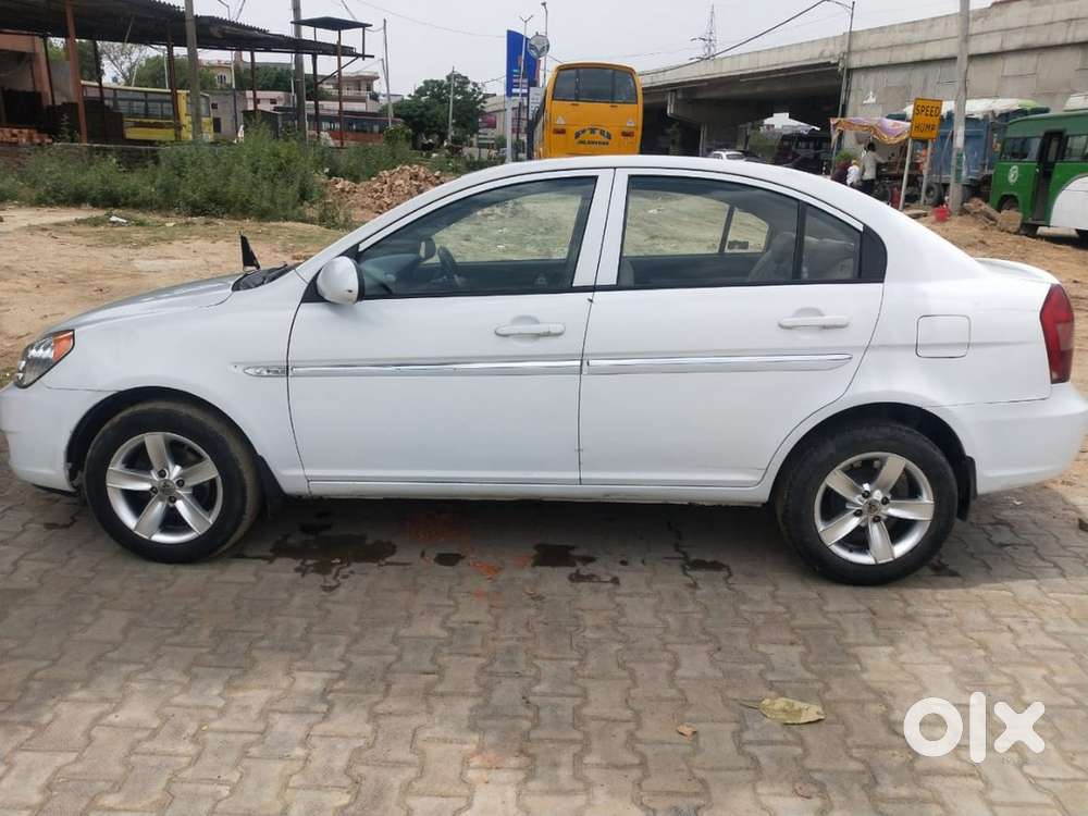 Hyundai Verna 2010