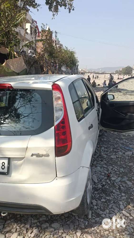 Ford Figo Petrol 2010